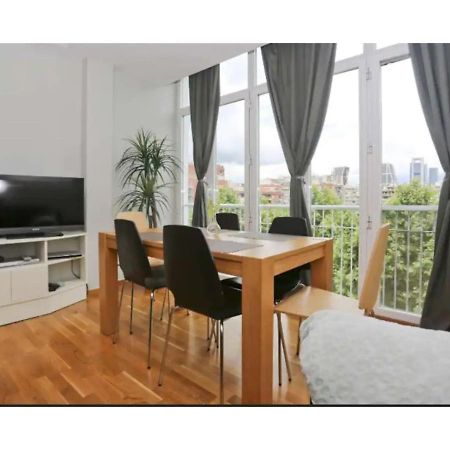 Madrid Views Apartment Exterior photo
