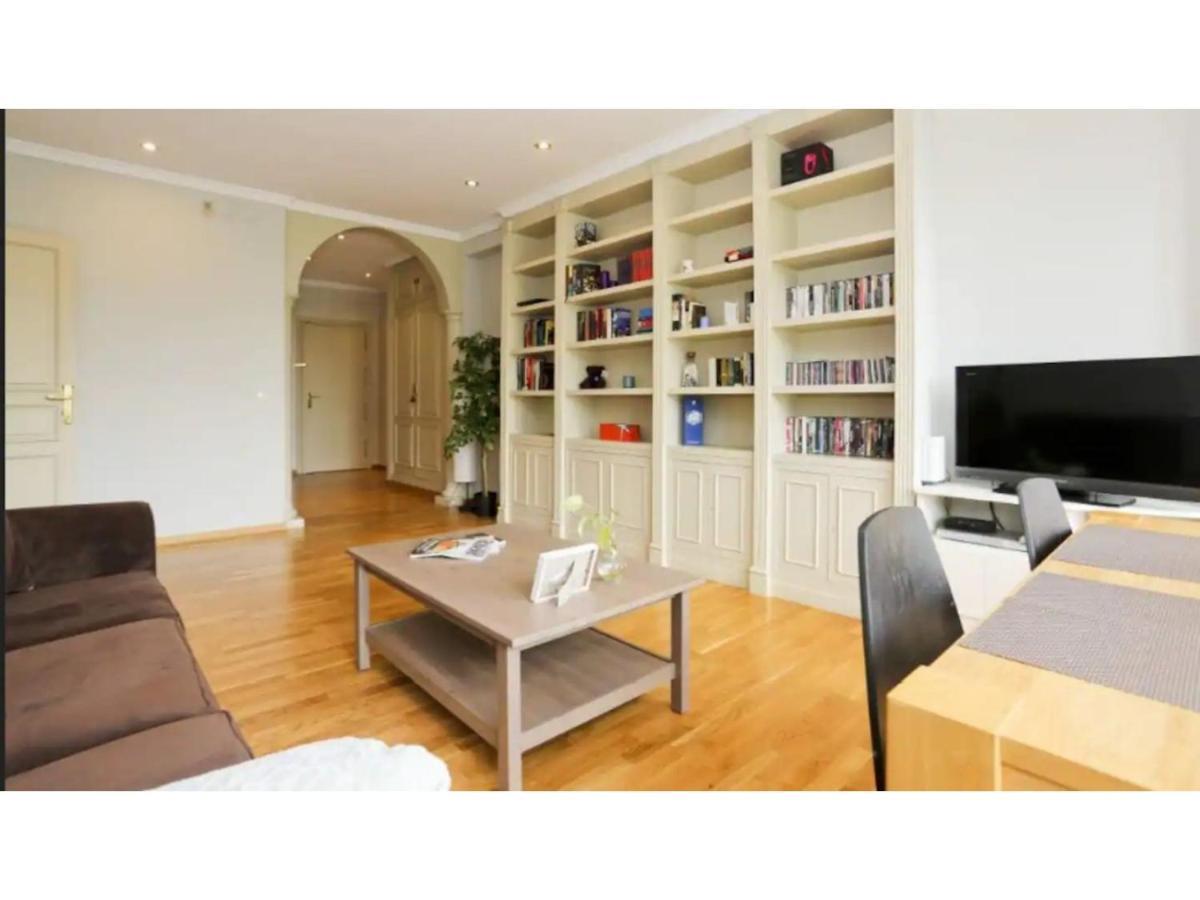 Madrid Views Apartment Exterior photo