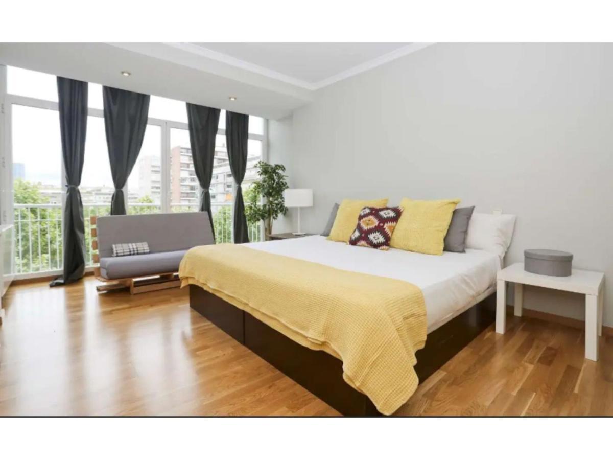 Madrid Views Apartment Exterior photo
